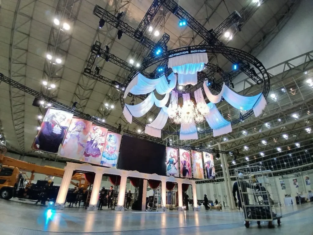 イベントへの特注照明・シャンデリアの導入事例